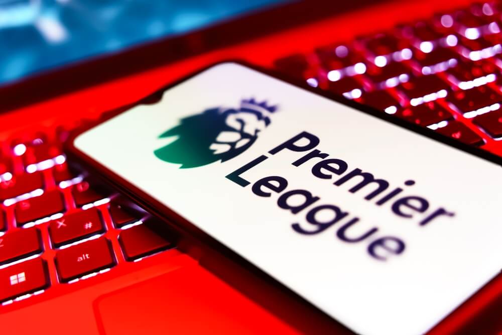 Prague,,Czechia, ,8,20,2024:,Smartphone,On,Surface,Showing,Scommesse multiple Under/Over 20a giornata di Premier League