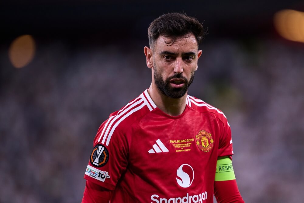 Bruno,Fernandes,Of,Manchester,United,Looks,On,During,The,Uefa